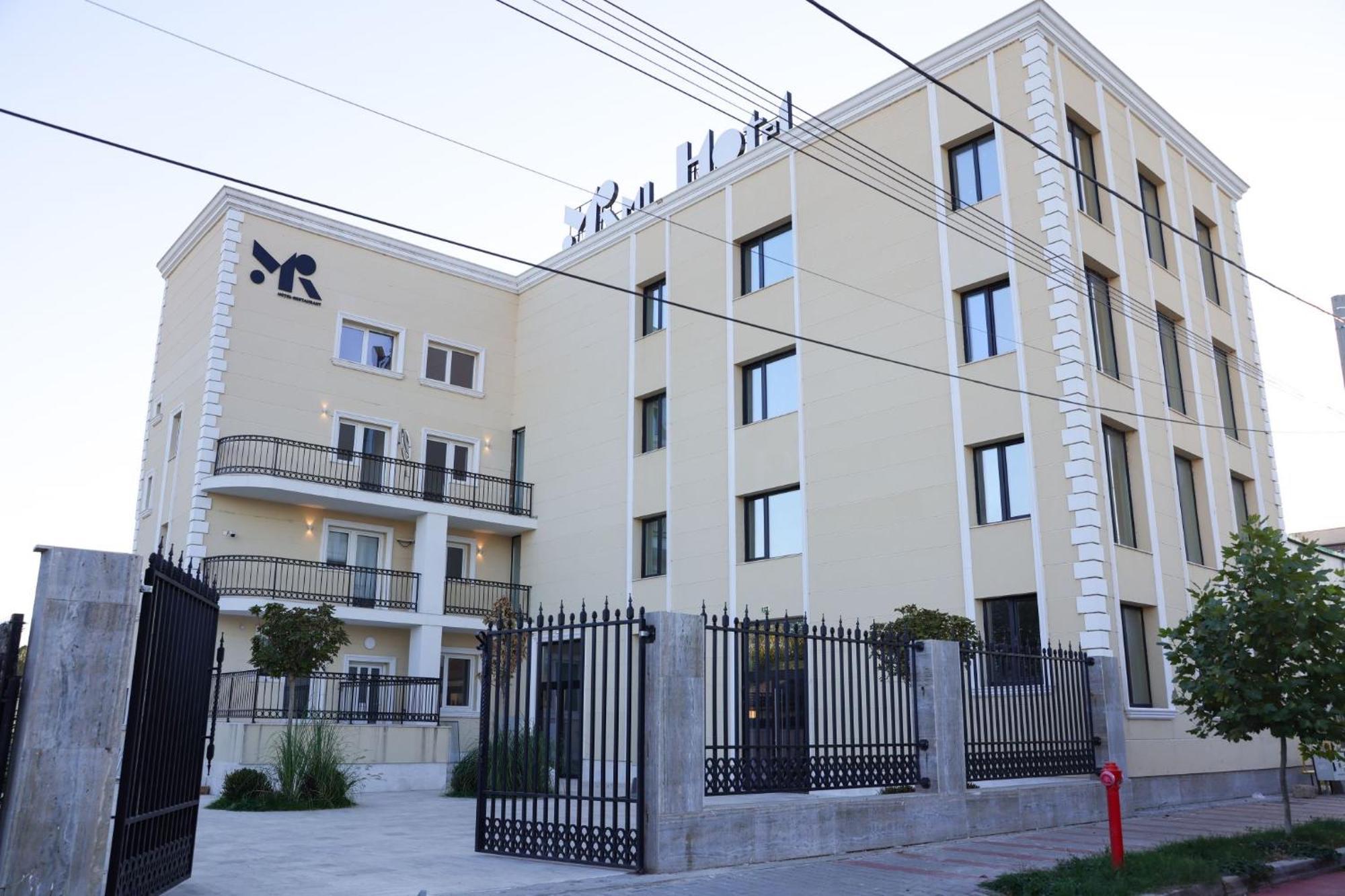 Mimi Hotel Corabia Bagian luar foto